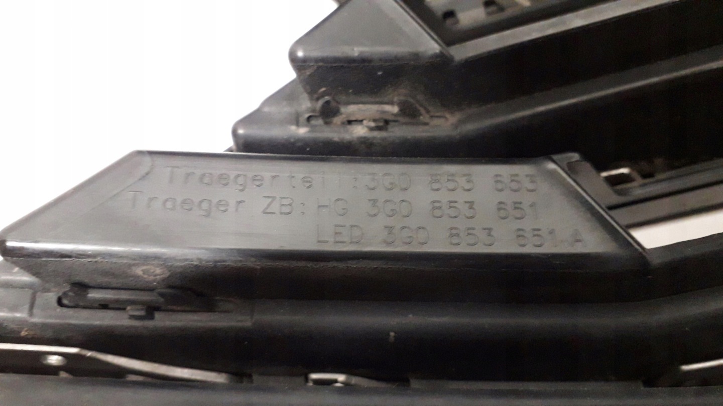 VW Passat B8 Kühlergrill FRONTGRILL Kühlergitter 3G0853653RT - Thumbnail 7