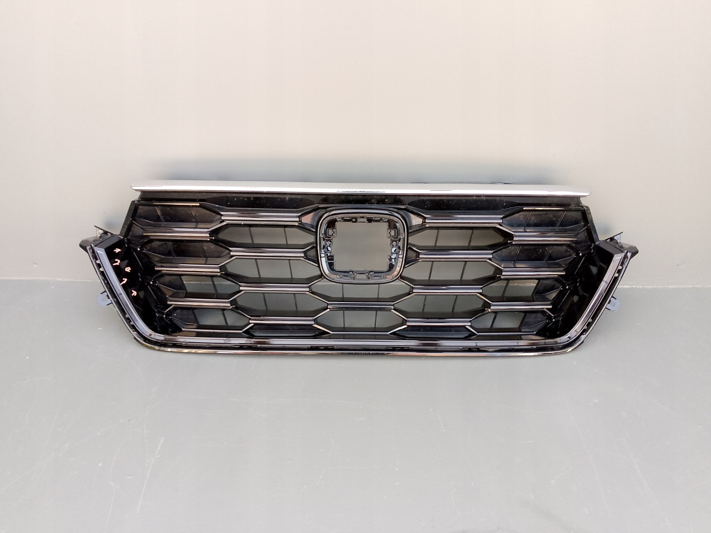 Honda CR-V Jazz GR Kühlergrill FRONTGRILL Kühlergitter 712013B4H4HO - Thumbnail 11