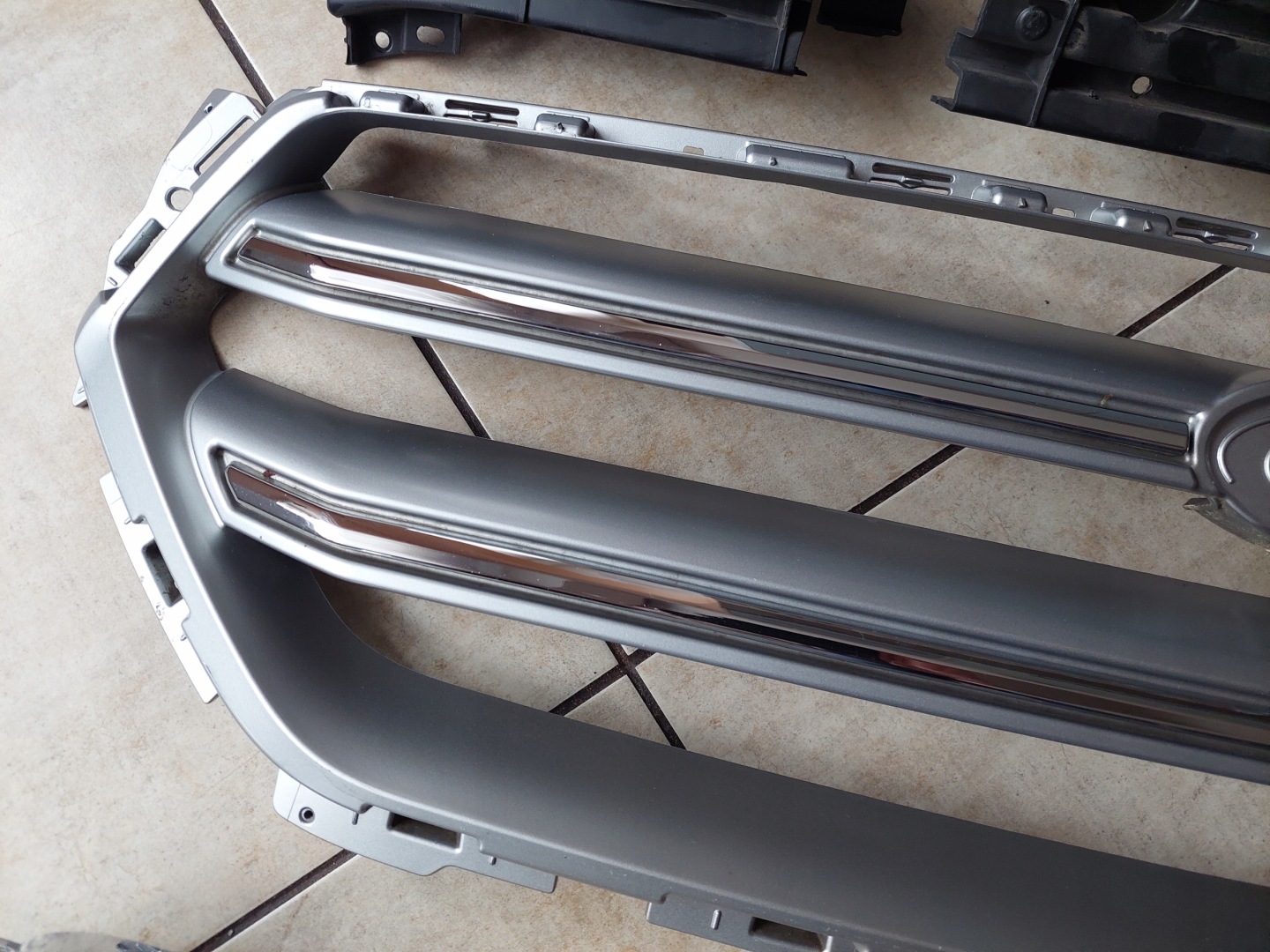 Ford Kuga II Mk2 Kühlergrill FRONTGRILL Kühlergitter - Thumbnail 6