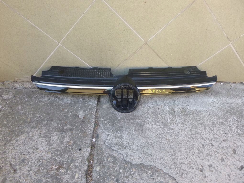 VW Golf V Kühlergrill FRONTGRILL Kühlergitter 5H0853651 - Thumbnail 1