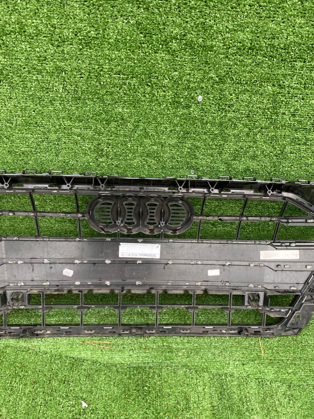 Audi A4 8W0 Kühlergrill FRONTGRILL Kühlergitter 8W0853651DF - Thumbnail 7