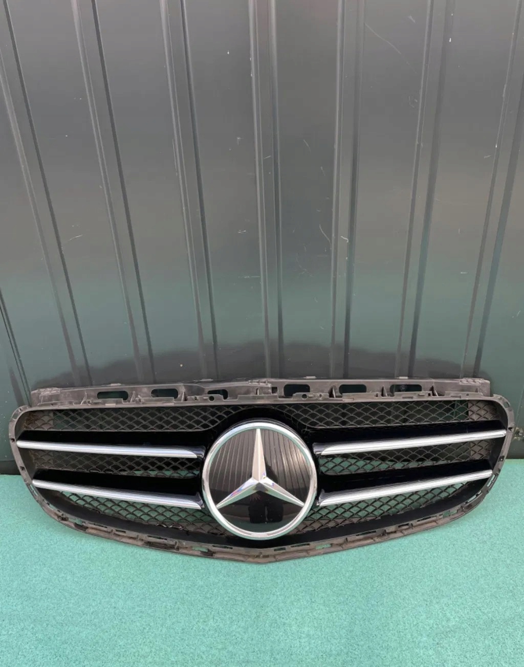 Mercedes-Benz E-Klasse W212 Kühlergrill FRONTGRILL Kühlergitter A2128851400 - Thumbnail 1