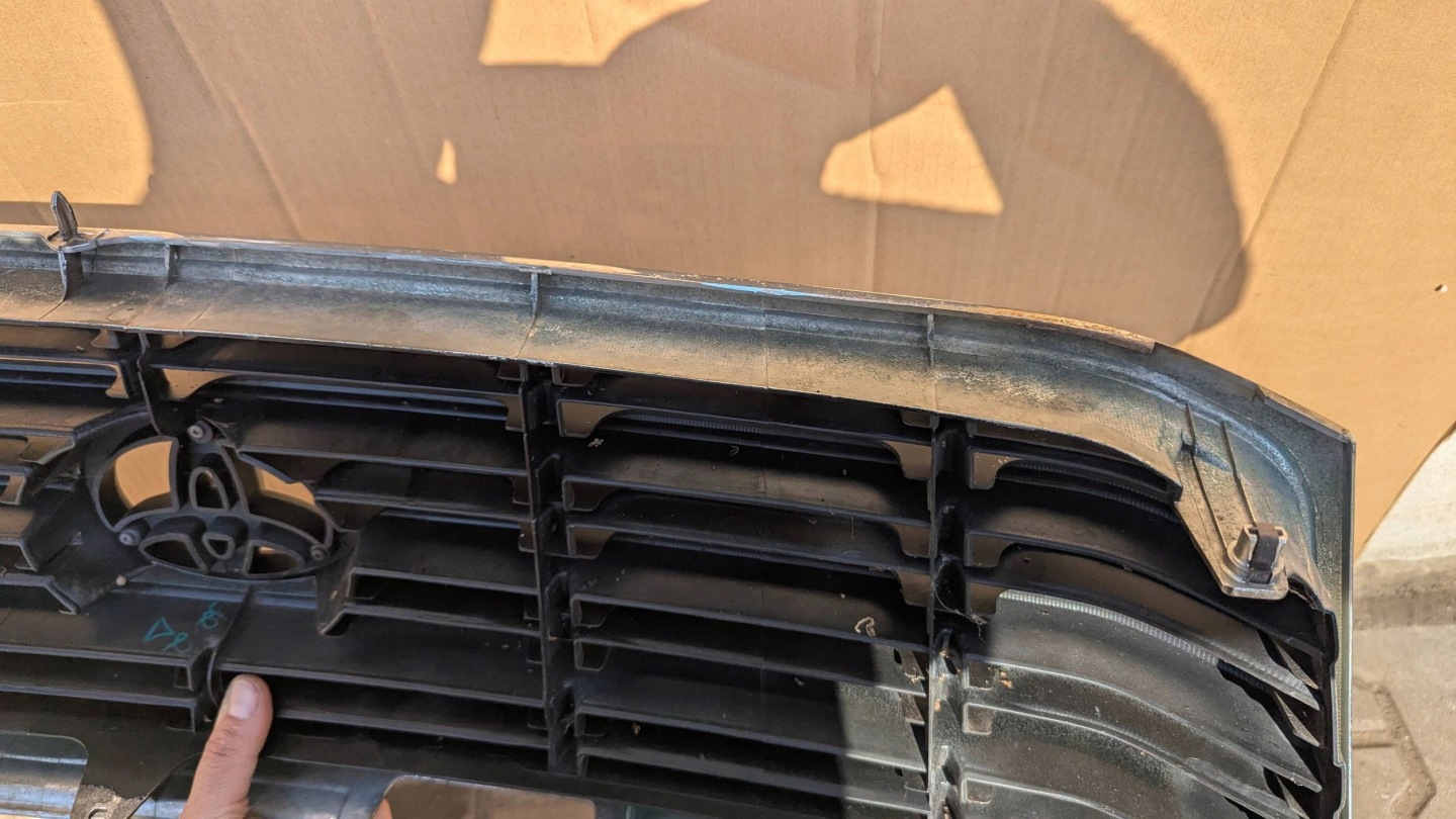 Toyota Land Cruiser J8/J10/J20 J10 Kühlergrill FRONTGRILL 5311160350 - Thumbnail 7