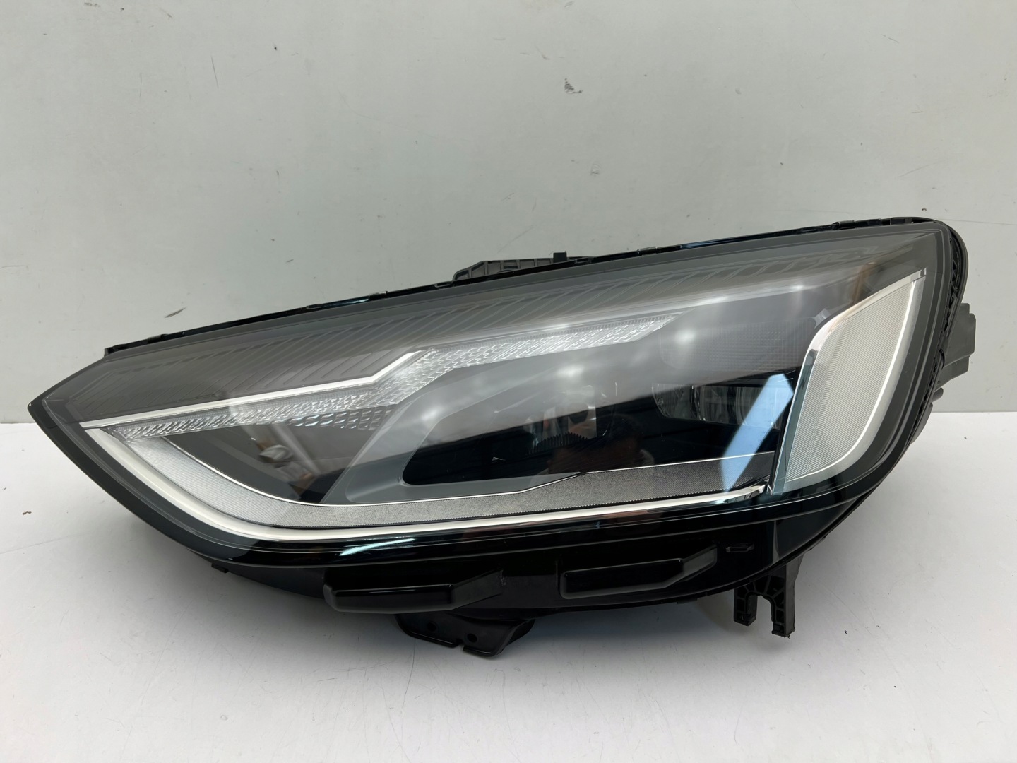 Frontscheinwerfer Audi A4 B9 8W0841011 Facelift LED Links Scheinwerfer Headlight - Thumbnail 1