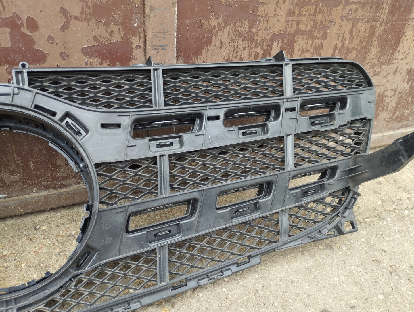 Mercedes-Benz GLA W156 Kühlergrill FRONTGRILL Kühlergitter A1568882900 - Thumbnail 6