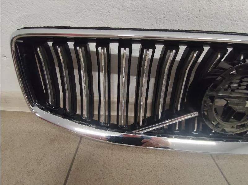 Volvo S60/V60 S60 Kühlergrill FRONTGRILL Kühlergitter 31479295 - Thumbnail 9