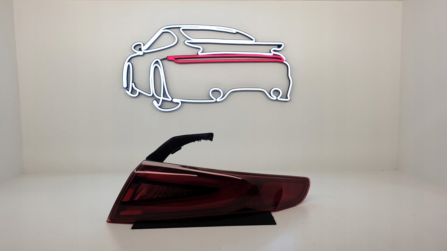 Alfa Romeo Giulia Typ 952 Rückleuchte Rearlamp - Thumbnail 1