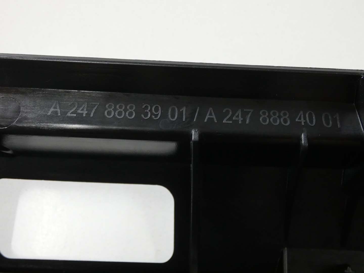Mercedes-Benz GLA W247 Kühlergrill FRONTGRILL Kühlergitter A2478883901 - Thumbnail 10
