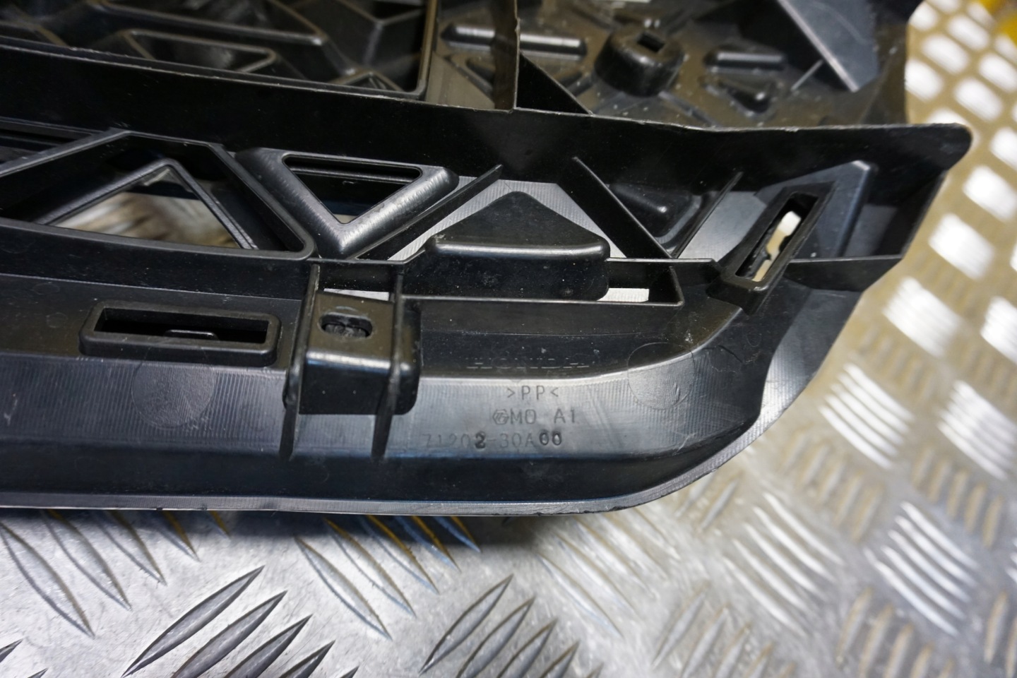 Honda Accord II AC Kühlergrill FRONTGRILL Kühlergitter 7120230A00 - Thumbnail 9