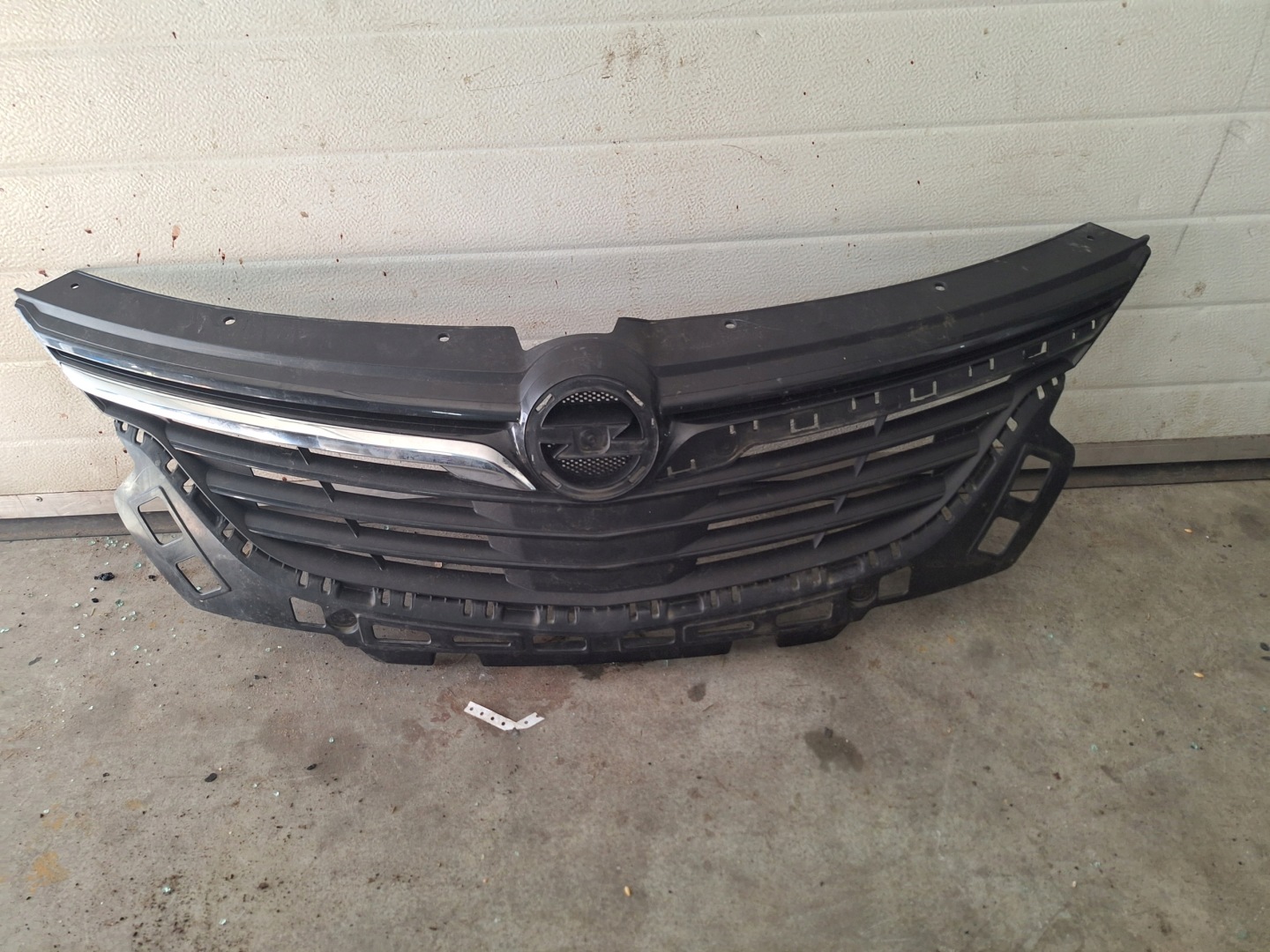 Opel Zafira Kühlergrill FRONTGRILL Kühlergitter 39079789 - Thumbnail 1
