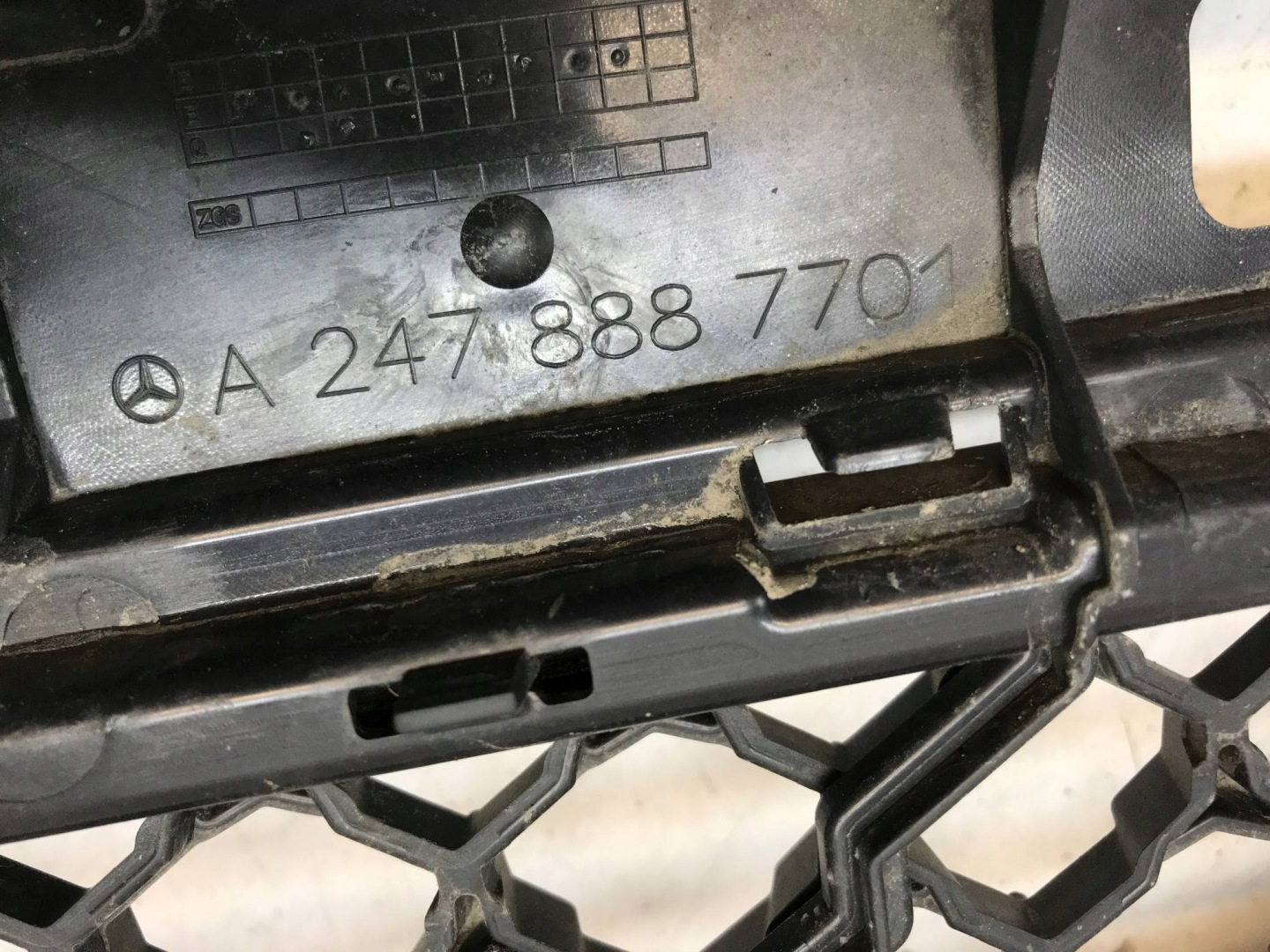 Mercedes-Benz B-Klasse W247 Kühlergrill FRONTGRILL Kühlergitter A2478887701 - Thumbnail 11