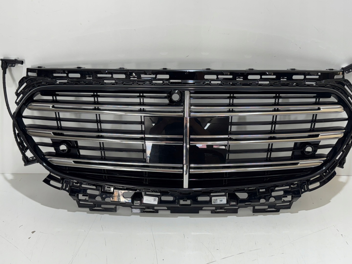 Mercedes-Benz E-Klasse W214 Kühlergrill FRONTGRILL Kühlergitter A2148806001 - Thumbnail 1