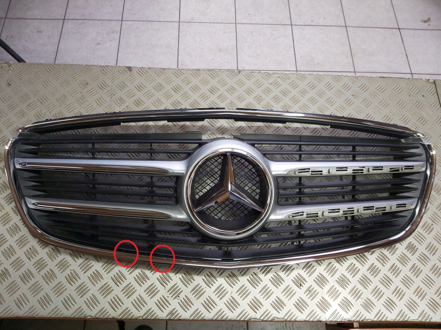 Mercedes-Benz Vito W447 Kühlergrill FRONTGRILL Kühlergitter A4478800083 - Thumbnail 1