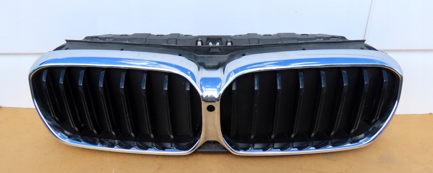 BMW 5 G31 Kühlergrill FRONTGRILL Kühlergitter - Thumbnail 1