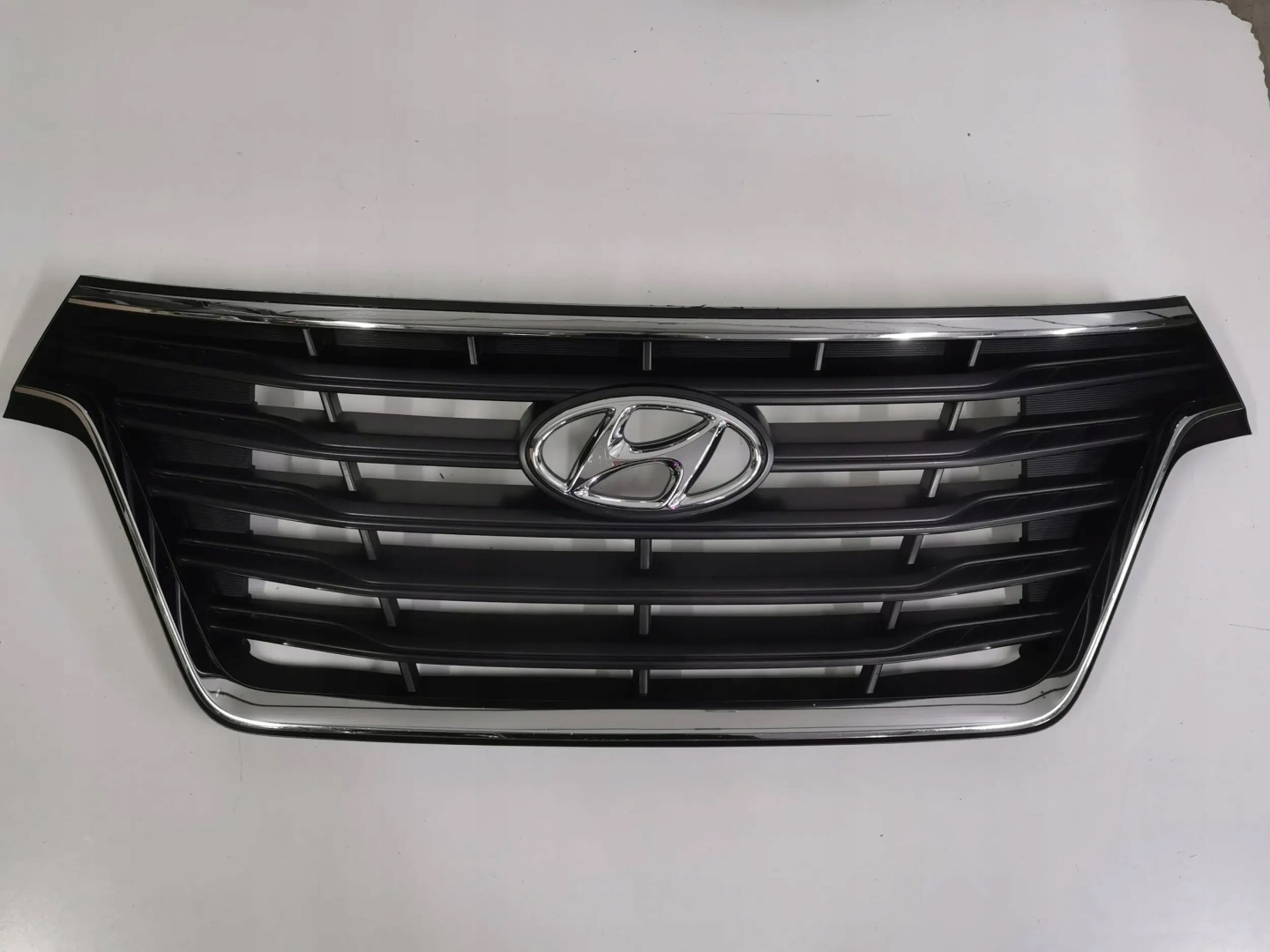 Hyundai H-1 Kühlergrill FRONTGRILL Kühlergitter 865614H700 - Thumbnail 1