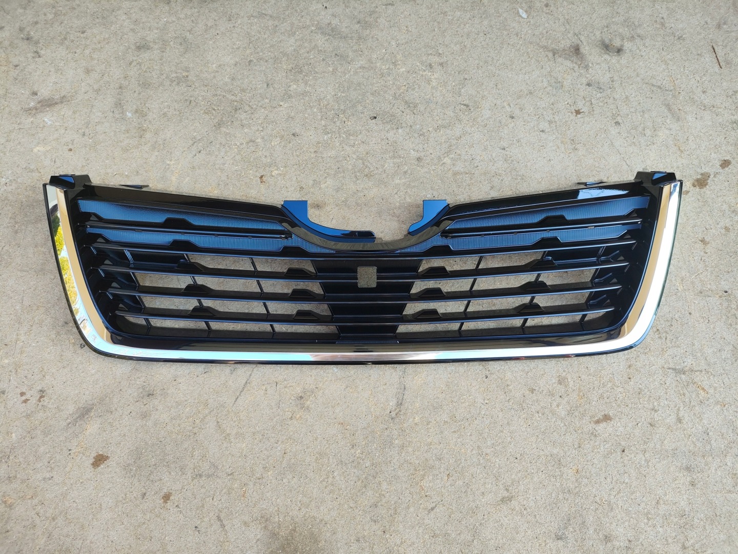Subaru Forester SJ Kühlergrill FRONTGRILL Kühlergitter 91121SJ130RTE - Thumbnail 1