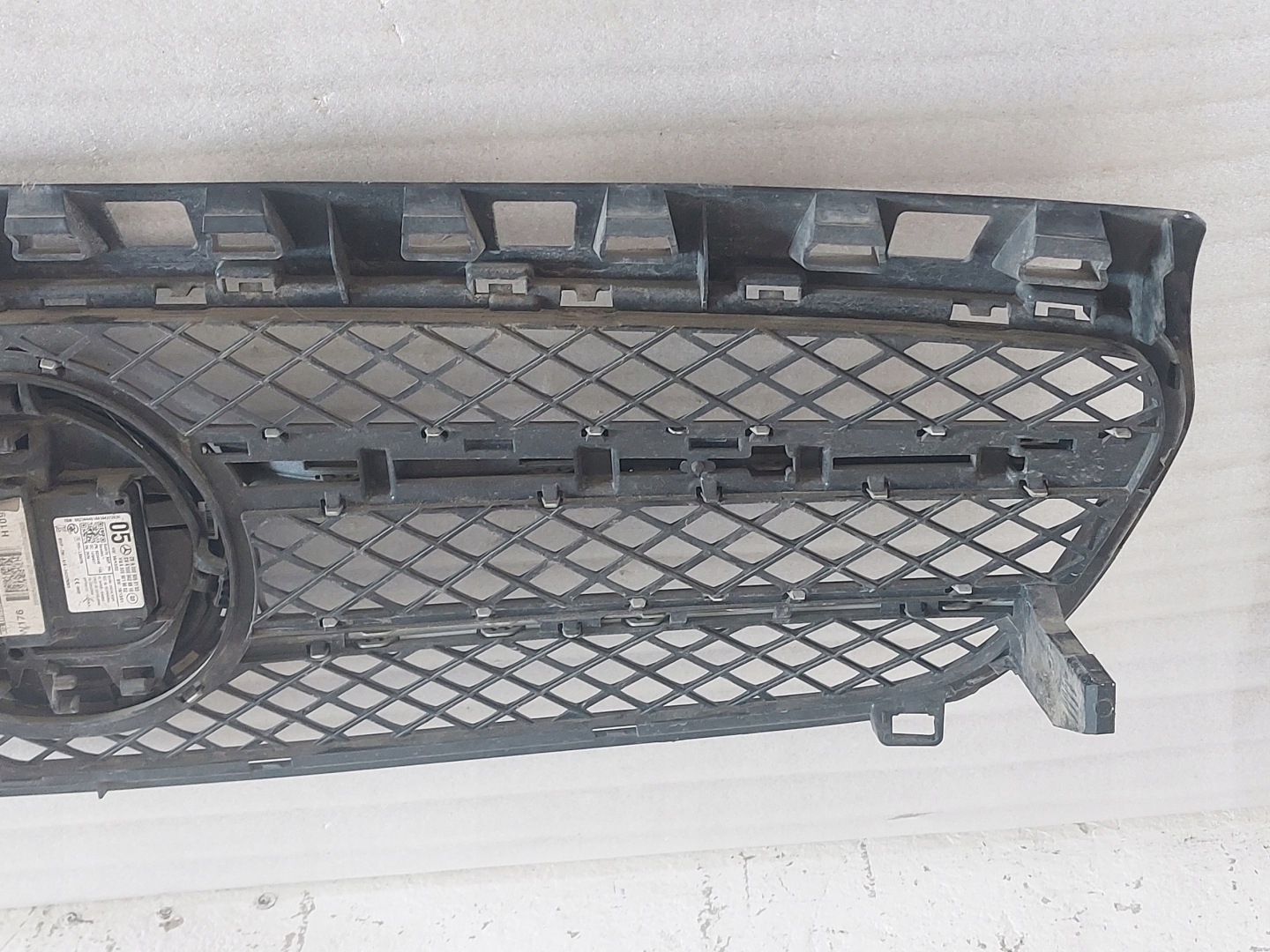 Mercedes-Benz A-Klasse W176 Kühlergrill FRONTGRILL Kühlergitter A1768880260 - Thumbnail 6