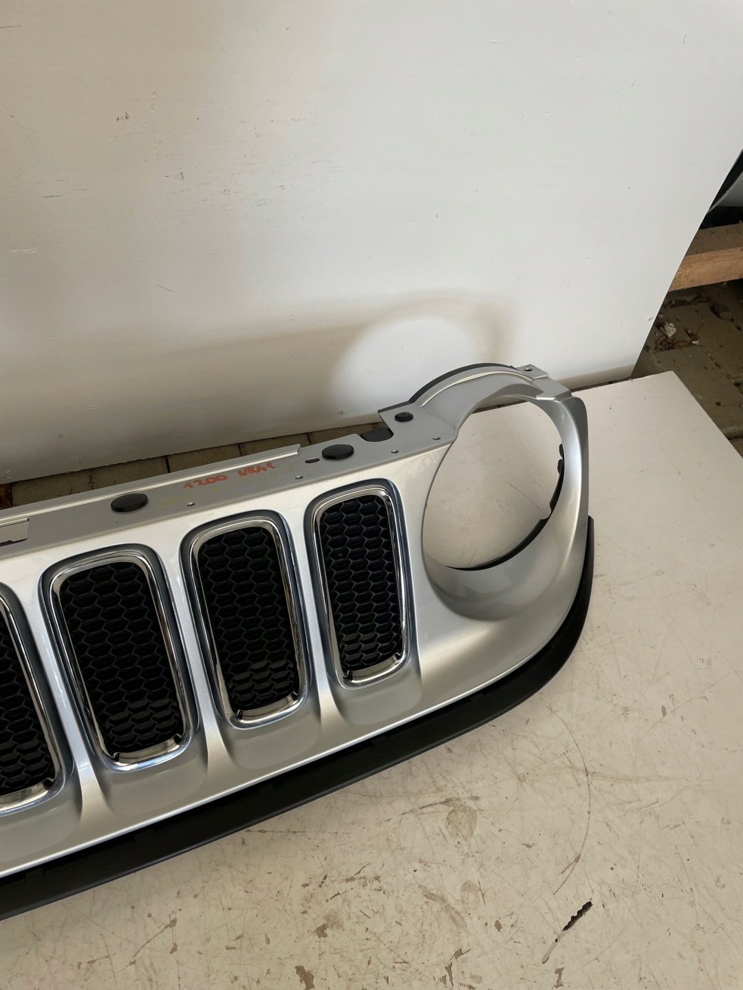 Jeep Renegade BU Kühlergrill FRONTGRILL Kühlergitter 73558782E - Thumbnail 2