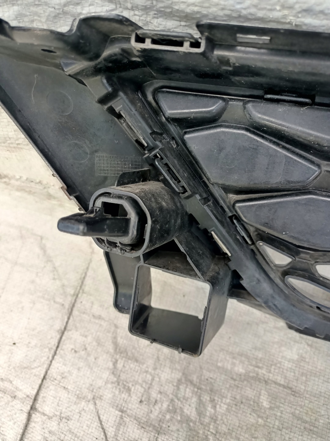 SEAT Ateca 575 Kühlergrill FRONTGRILL Kühlergitter 575853654G - Thumbnail 6