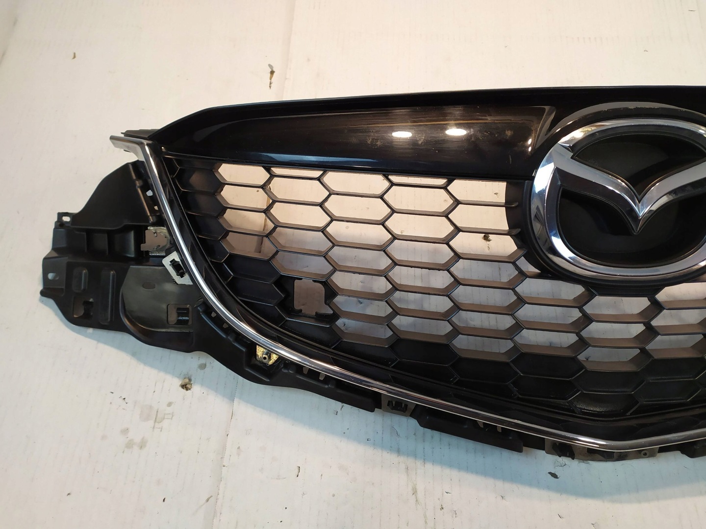 Mazda CX-5 KF Kühlergrill FRONTGRILL Kühlergitter KD4550712 - Thumbnail 3