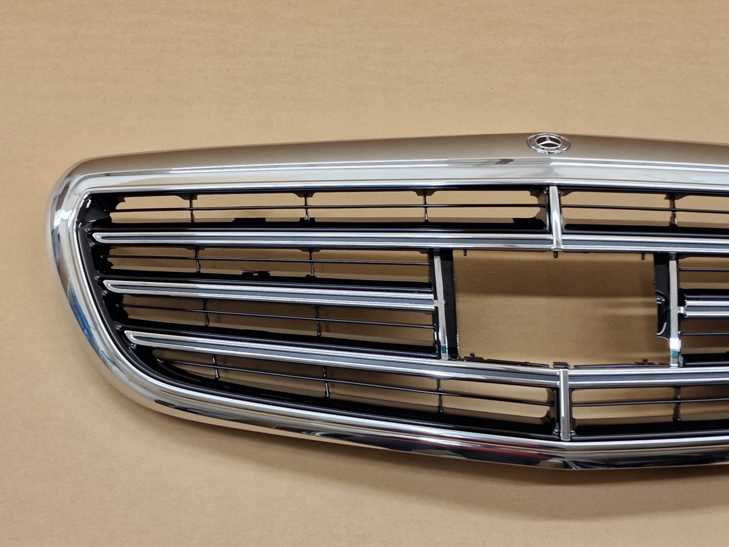 Mercedes-Benz E-Klasse W213 Kühlergrill FRONTGRILL Kühlergitter A2138801903 - Thumbnail 2