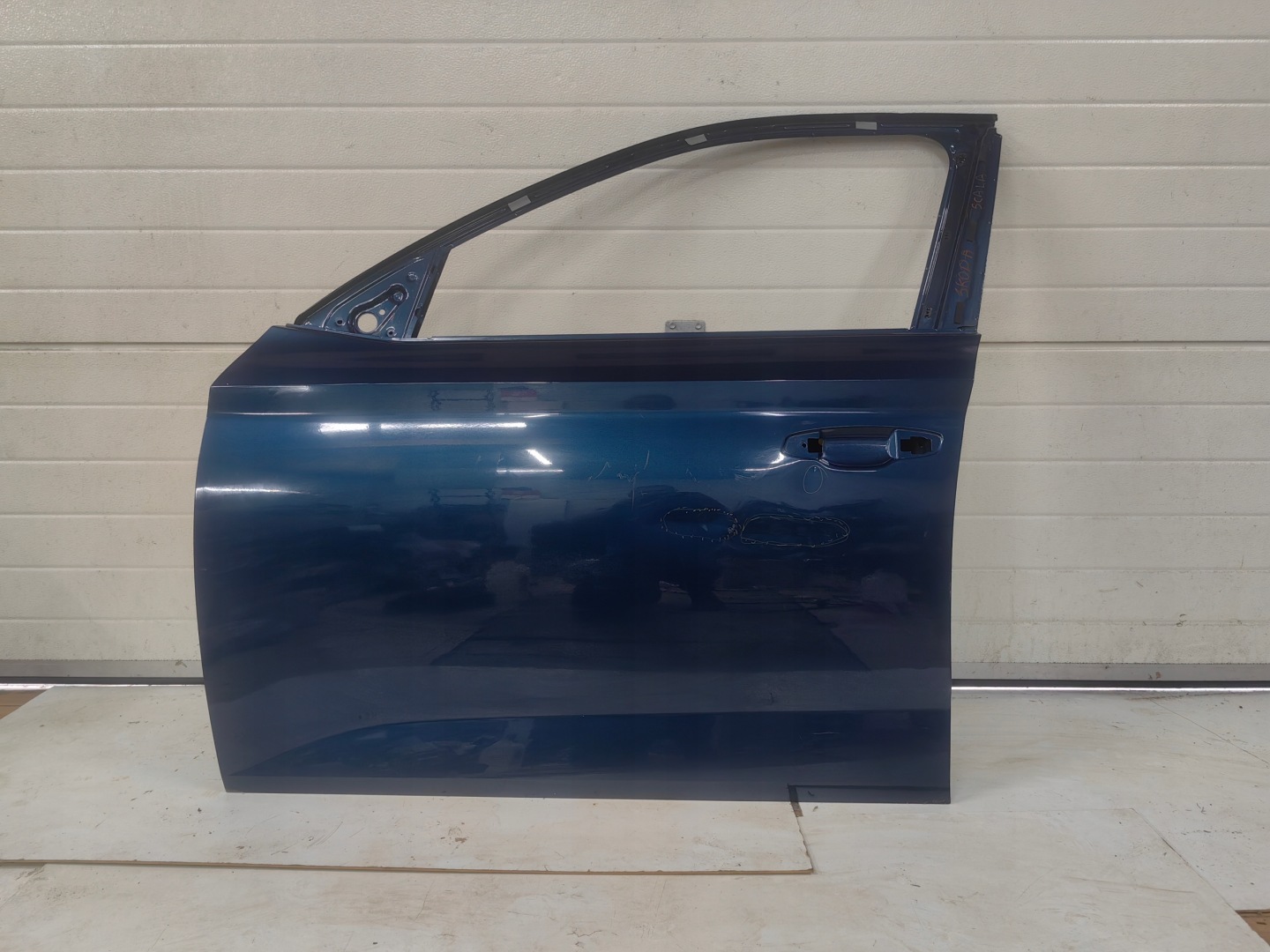 Skoda Scala NW Tür Vorne Links Door Porta Porte - Thumbnail 1
