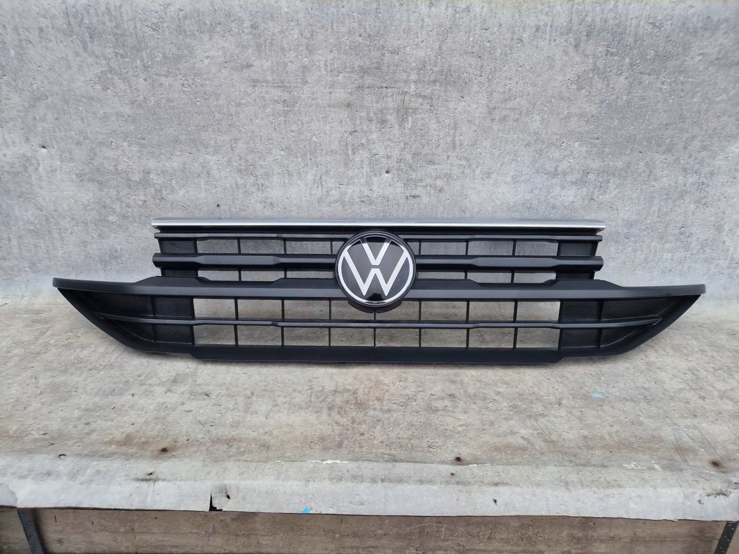 VW Amarok I 2H Kühlergrill FRONTGRILL Kühlergitter - Thumbnail 1