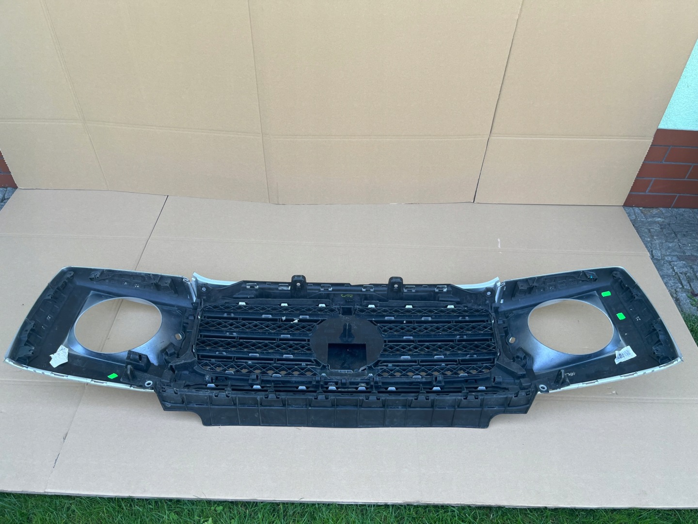 Mercedes-Benz C-Klasse W202 Kühlergrill FRONTGRILL Kühlergitter A4638880400 - Thumbnail 6