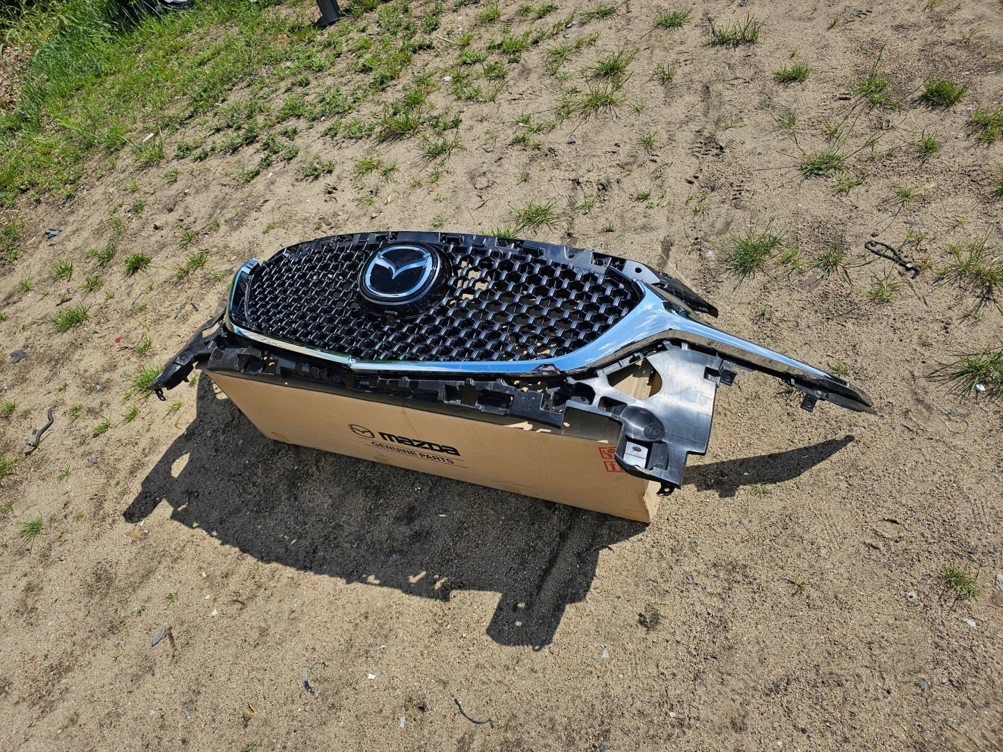 Mazda 6 GJ Kühlergrill FRONTGRILL Kühlergitter GSH750712M - Thumbnail 4