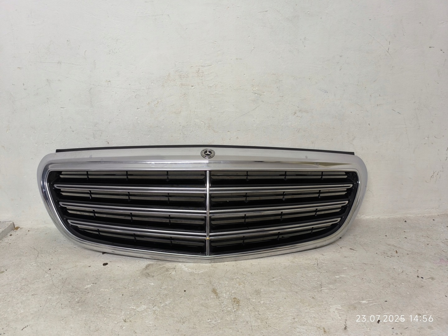 Mercedes-Benz C-Klasse W205 Kühlergrill FRONTGRILL Kühlergitter W2056281300 - Thumbnail 1