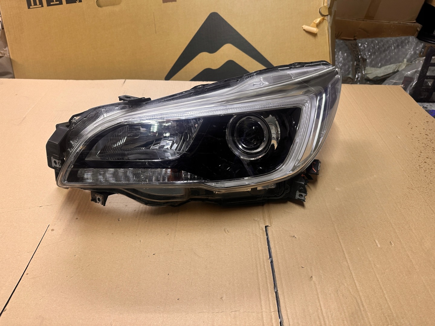 Frontscheinwerfer Subaru Outback BM 84002AL030 LED Links Scheinwerfer Headlight - Thumbnail 1