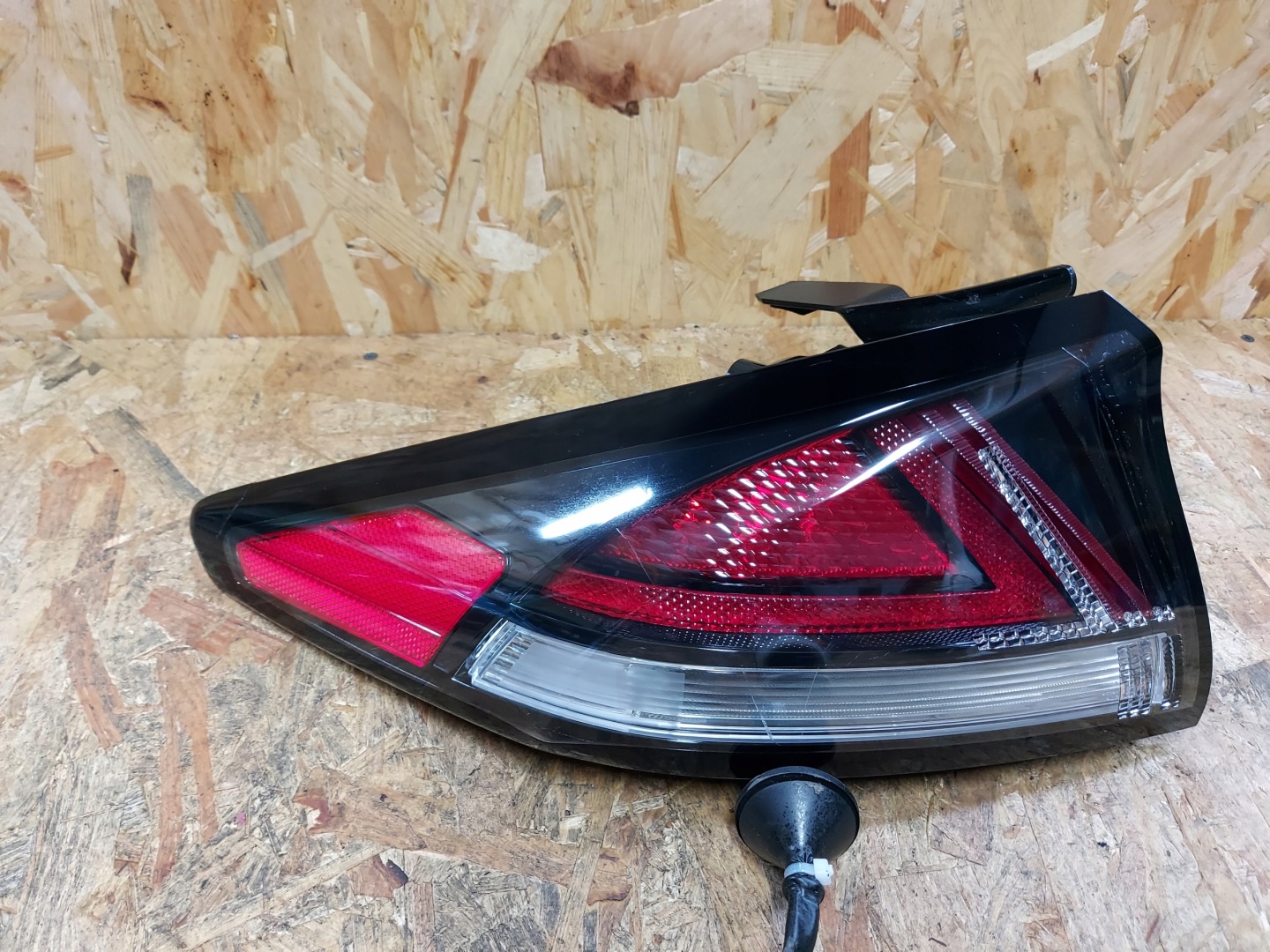 Hyundai IONIQ AE Rückleuchte 92401G2200 Rearlamp - Thumbnail 1