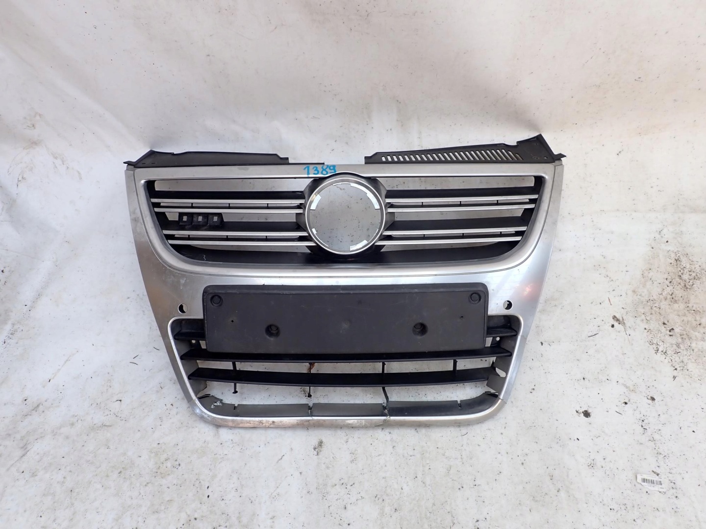 VW Passat B6 Kühlergrill FRONTGRILL Kühlergitter 3C0853653AK - Thumbnail 1