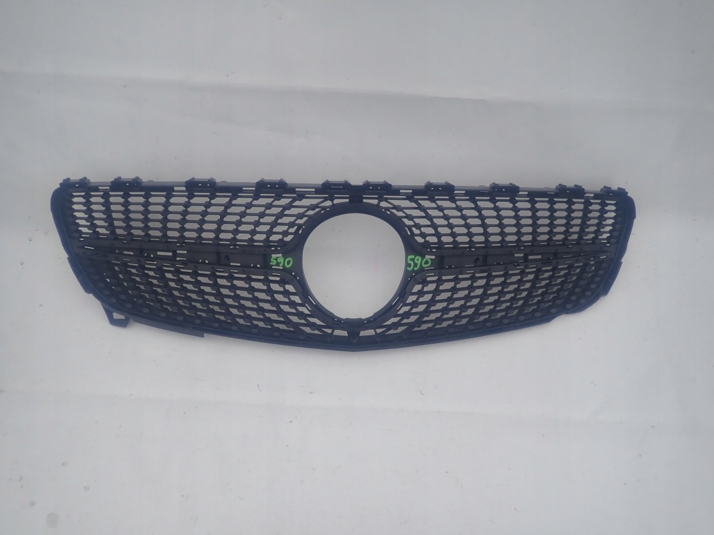 Mercedes-Benz CLA W176 Kühlergrill FRONTGRILL Kühlergitter - Thumbnail 1
