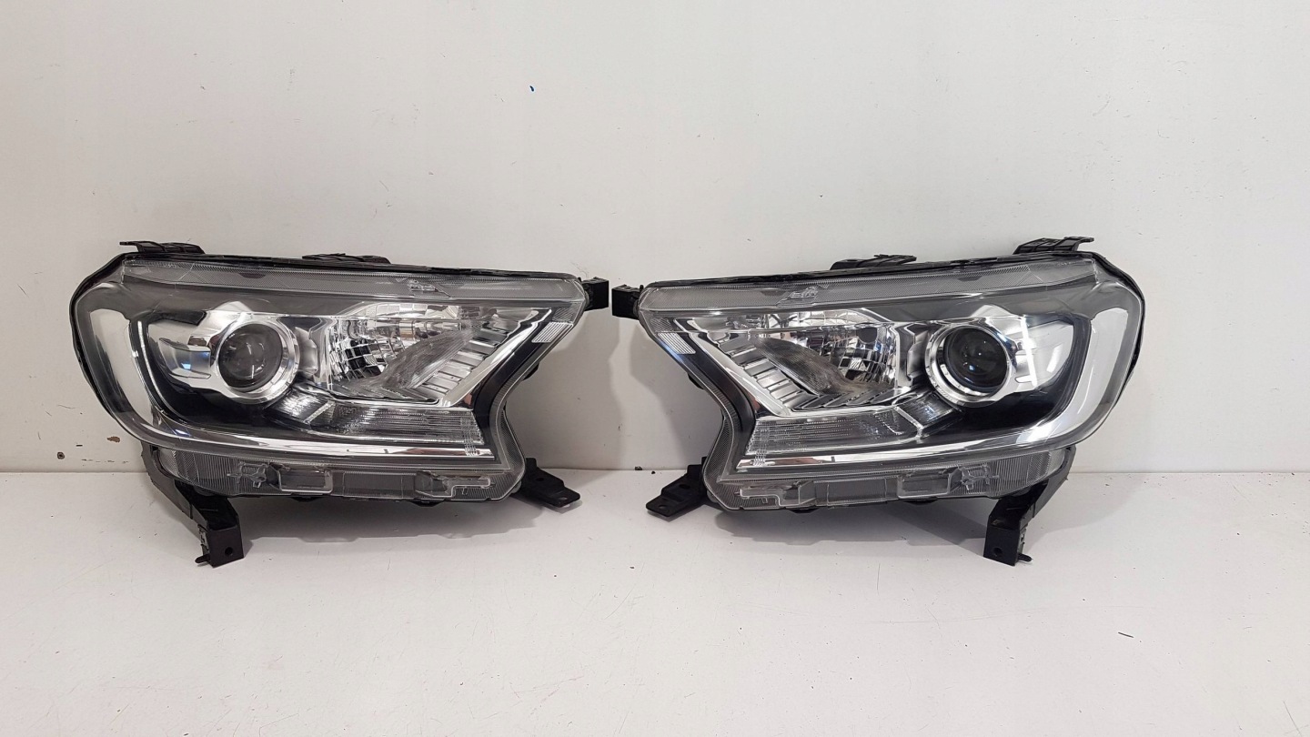Frontscheinwerfer Ford Ranger 1 Mk1 Facelift LED Rechts Scheinwerfer Headlight - Thumbnail 1