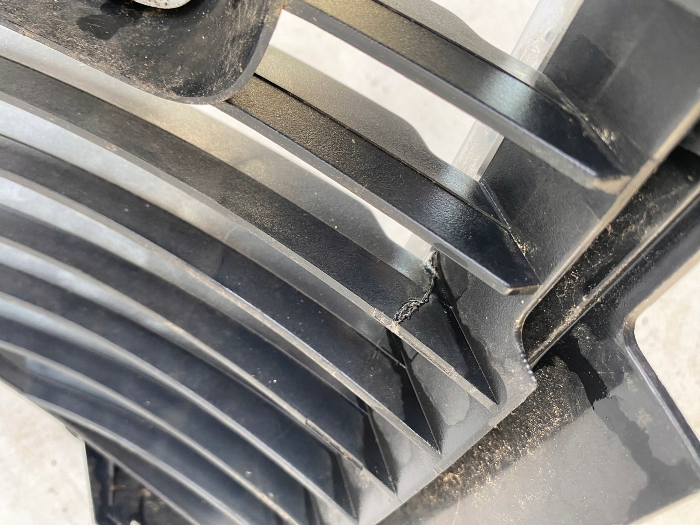 SEAT Leon III 1P Kühlergrill FRONTGRILL Kühlergitter 1P0853654A0 - Thumbnail 12