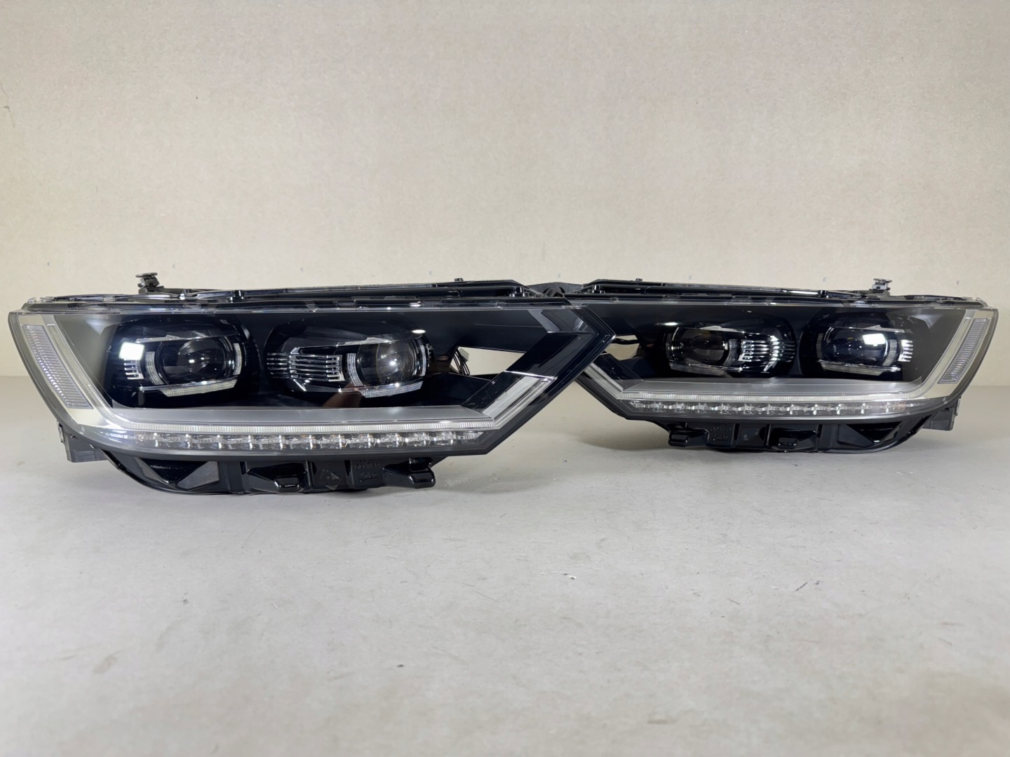 Frontscheinwerfer VW Passat B8 23G194108 LED Links Scheinwerfer Headlight - Thumbnail 1