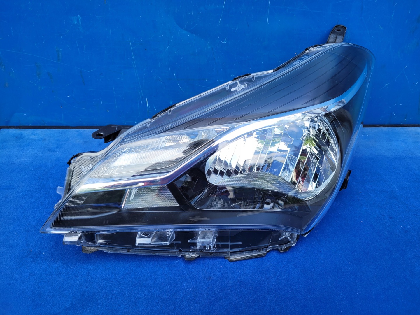 Frontscheinwerfer Toyota Yaris I P1 Facelift LED Links Scheinwerfer Headlight - Thumbnail 1