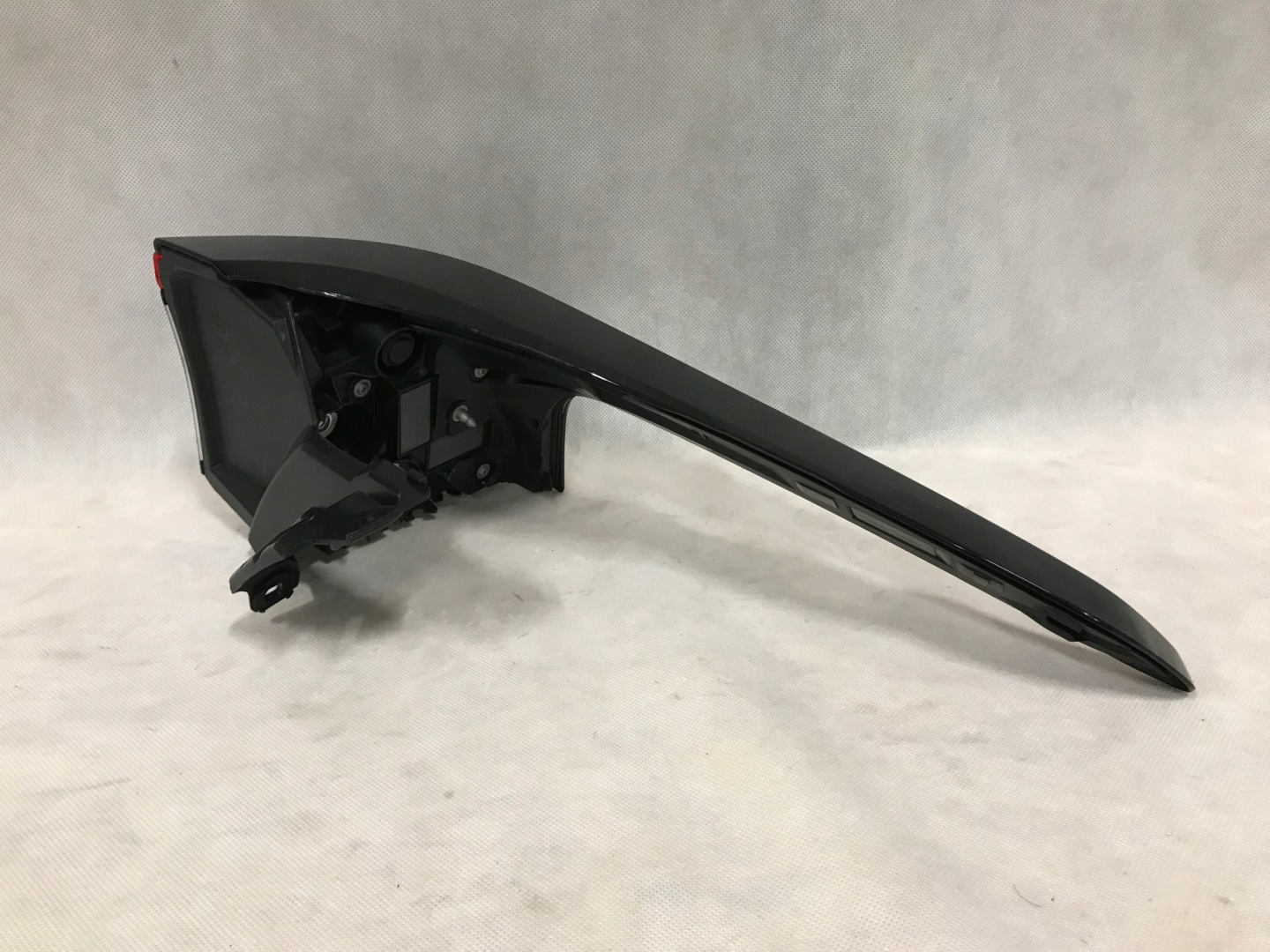 Toyota bZ4X EAM Rückleuchte Rearlamp - Thumbnail 5