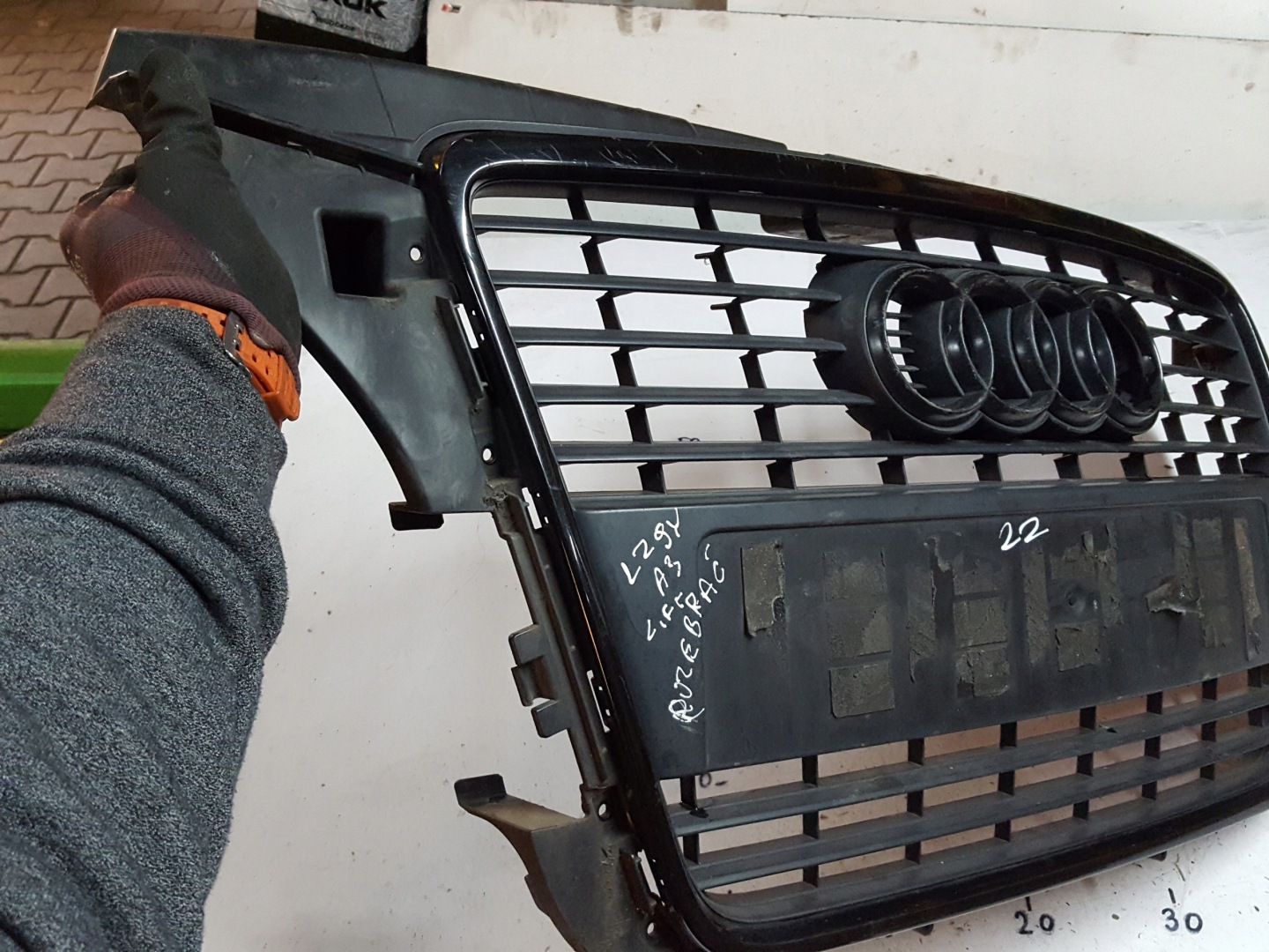 Audi A3 8P Kühlergrill FRONTGRILL Kühlergitter 8P0853651H - Thumbnail 8