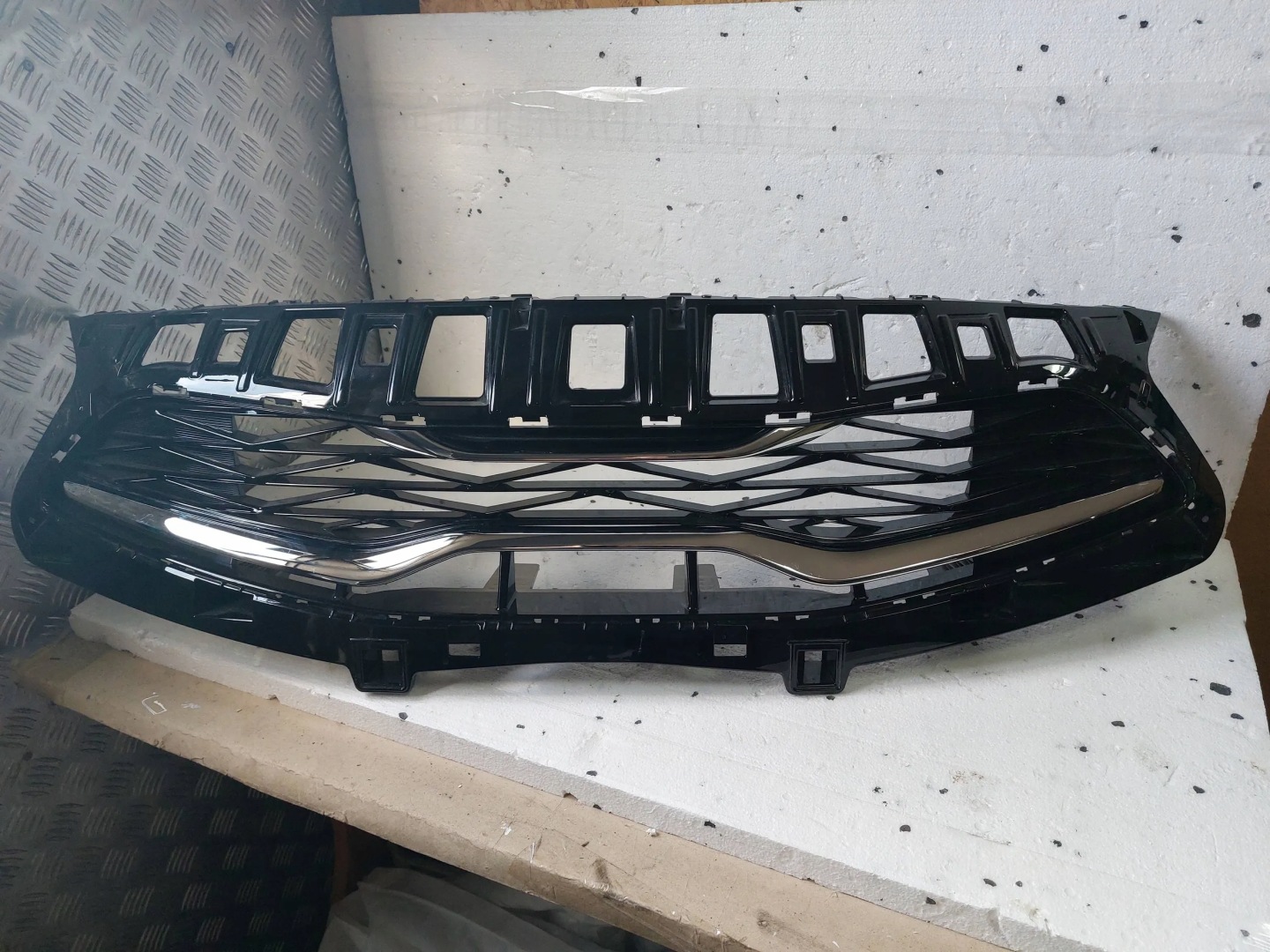Kia Ceed CD Kühlergrill FRONTGRILL Kühlergitter - Thumbnail 1