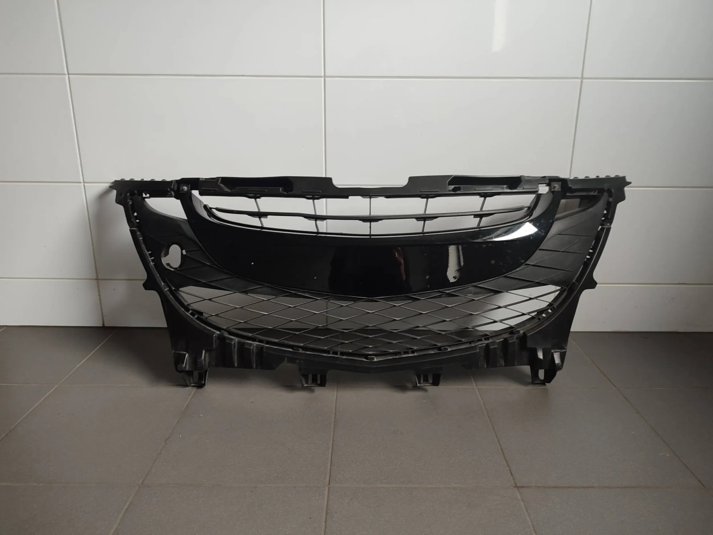 Mazda 5 CW Kühlergrill FRONTGRILL Kühlergitter C513501T1 - Thumbnail 1
