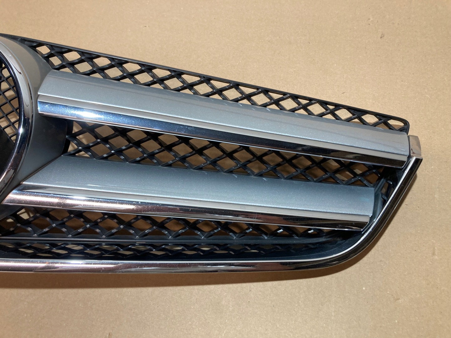 Mercedes-Benz E-Klasse W207 Kühlergrill FRONTGRILL Kühlergitter A2078880283 - Thumbnail 4