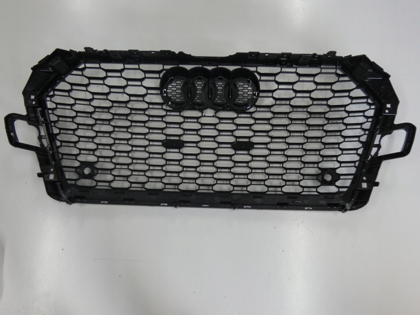 Audi 8W0 Kühlergrill FRONTGRILL Kühlergitter 8W0853653AT - Thumbnail 4