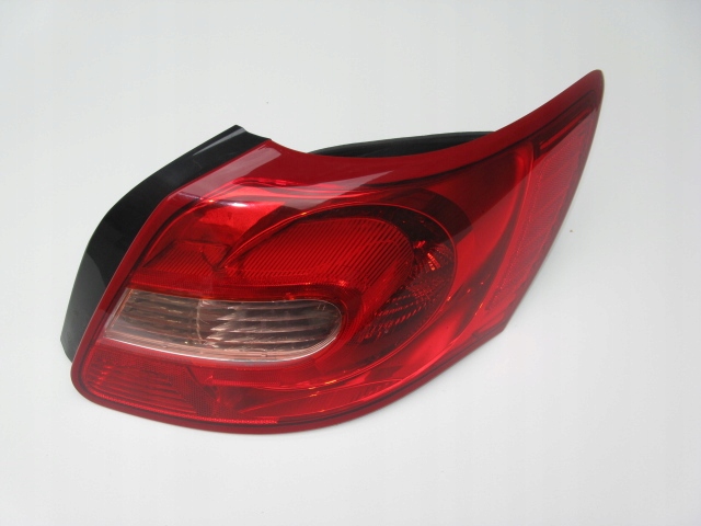 Suzuki Kizashi FR Rückleuchte Rearlamp - Thumbnail 1
