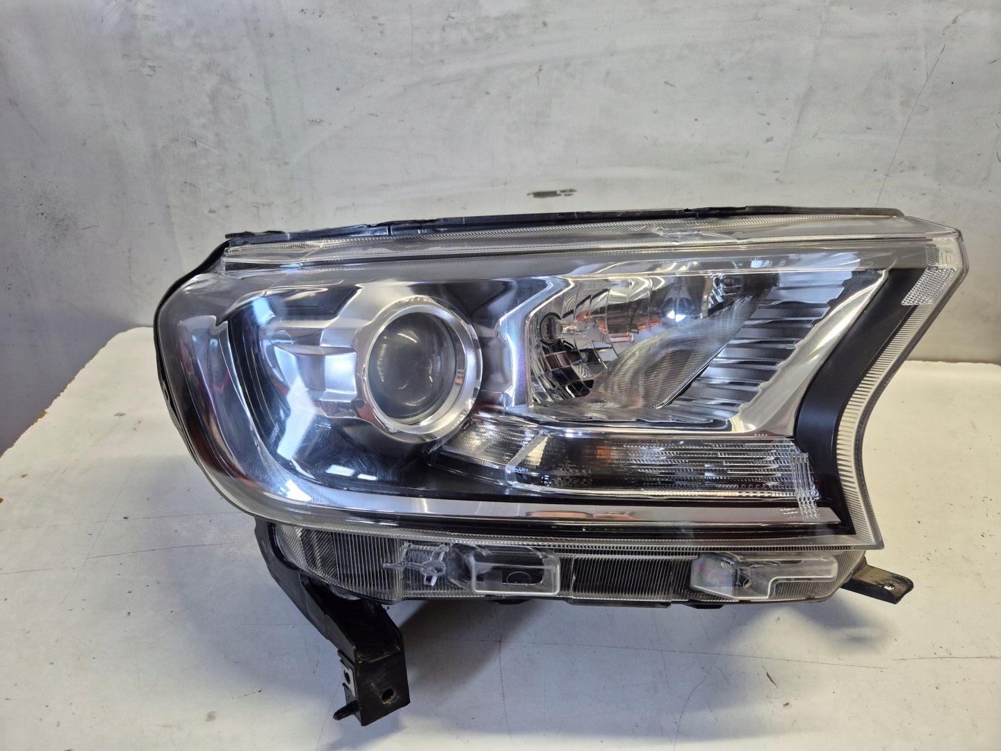 Frontscheinwerfer Ford Ranger 4 Mk4 Facelift LED Rechts Scheinwerfer Headlight - Thumbnail 1