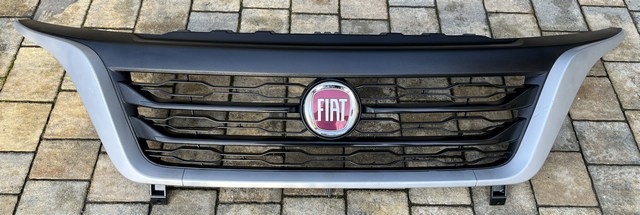 Fiat Ducato ZFA 240 Kühlergrill FRONTGRILL Kühlergitter 131765433 - Thumbnail 1