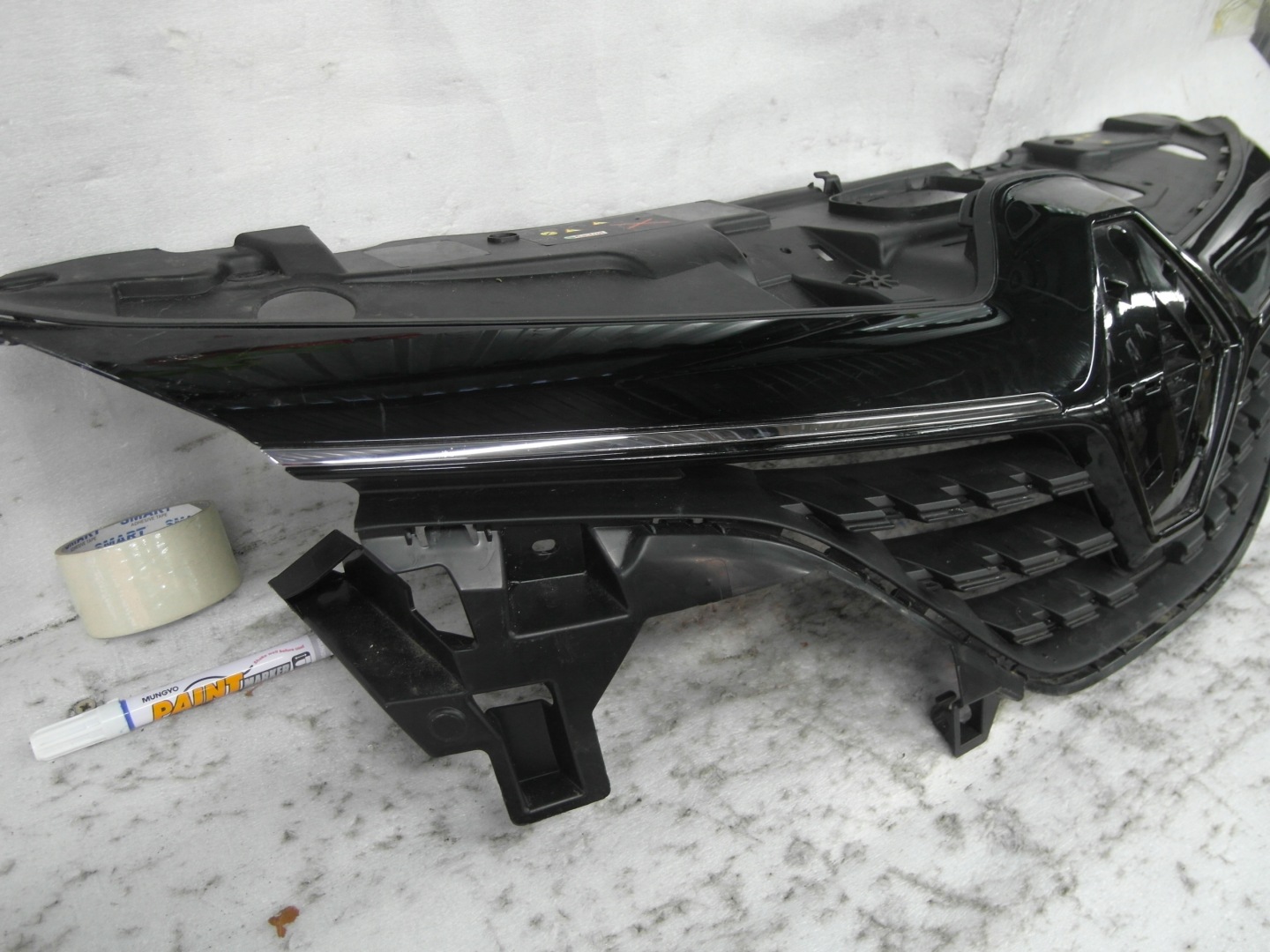 Renault Clio X98 Kühlergrill FRONTGRILL Kühlergitter 622560637R - Thumbnail 2