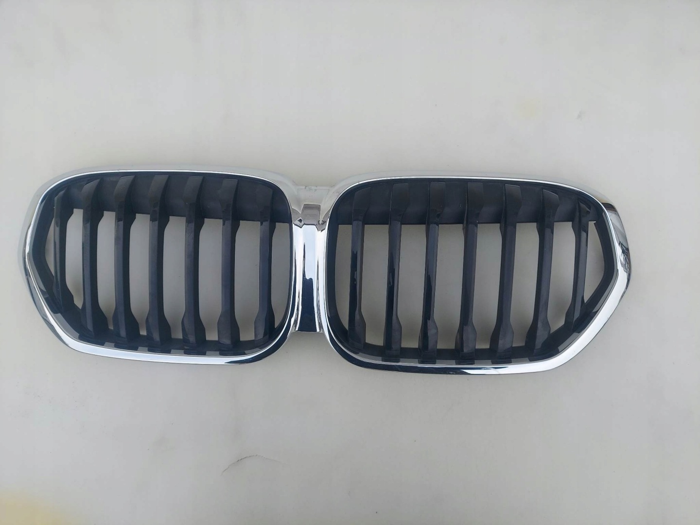 BMW X1 F48 Kühlergrill FRONTGRILL Kühlergitter 8493450 - Thumbnail 1
