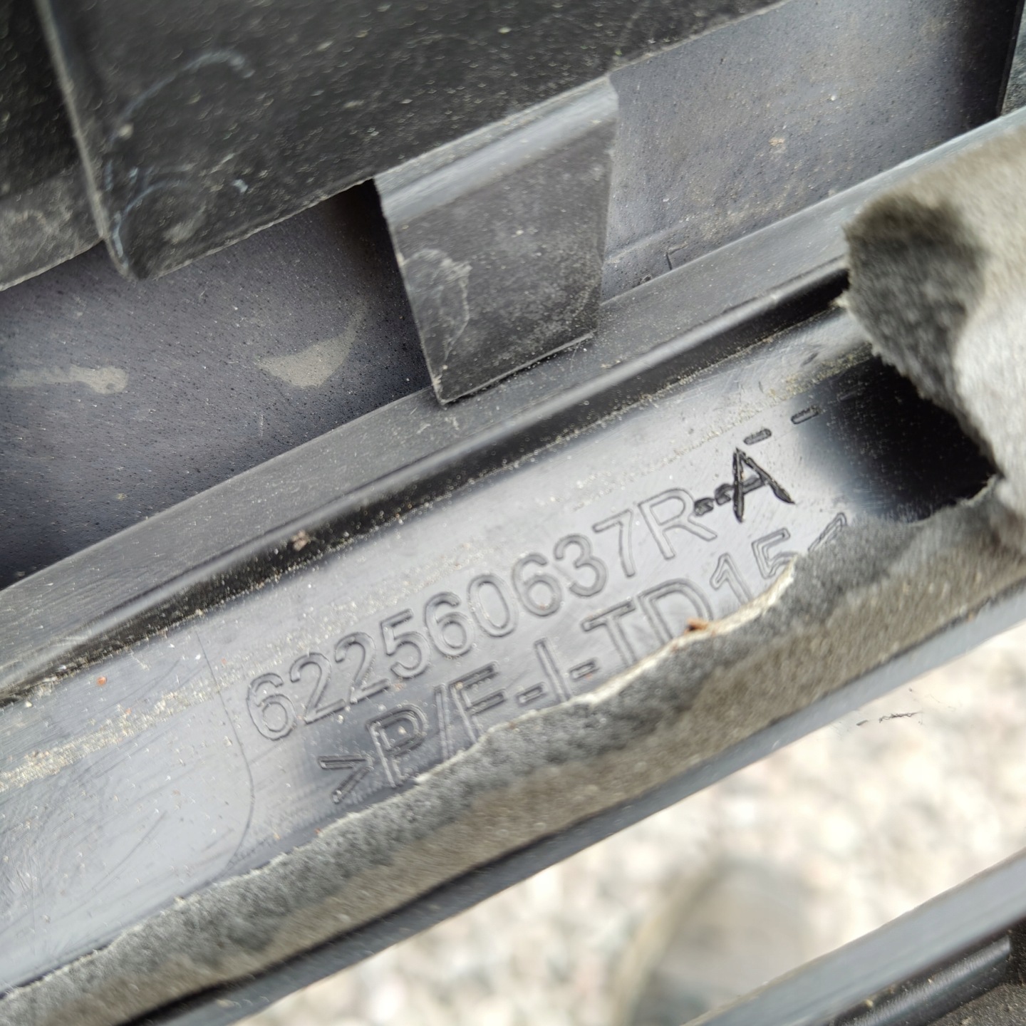 Renault Clio X98 Kühlergrill FRONTGRILL Kühlergitter 622560637R - Thumbnail 12